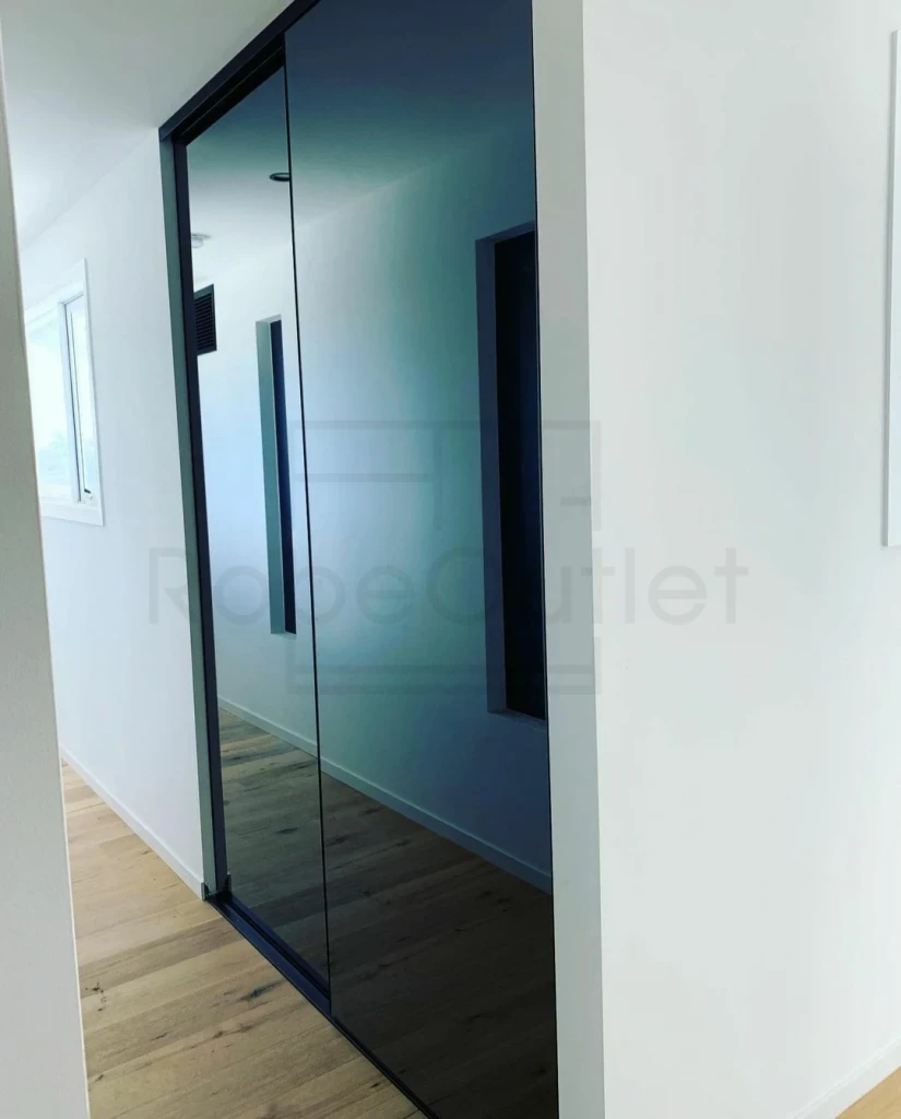 BLACK GLASS DIY